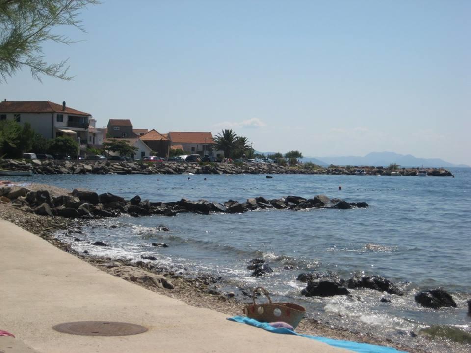 Holiday House Popovic Sućuraj Eksteriør bilde
